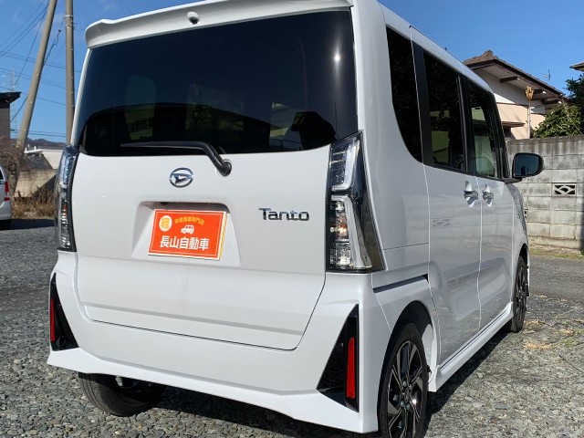 ダイハツ タントカスタム6枚目