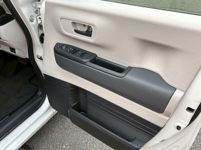 ホンダ N-BOX10枚目