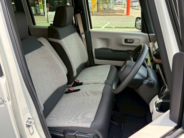 ホンダ N-BOX12枚目